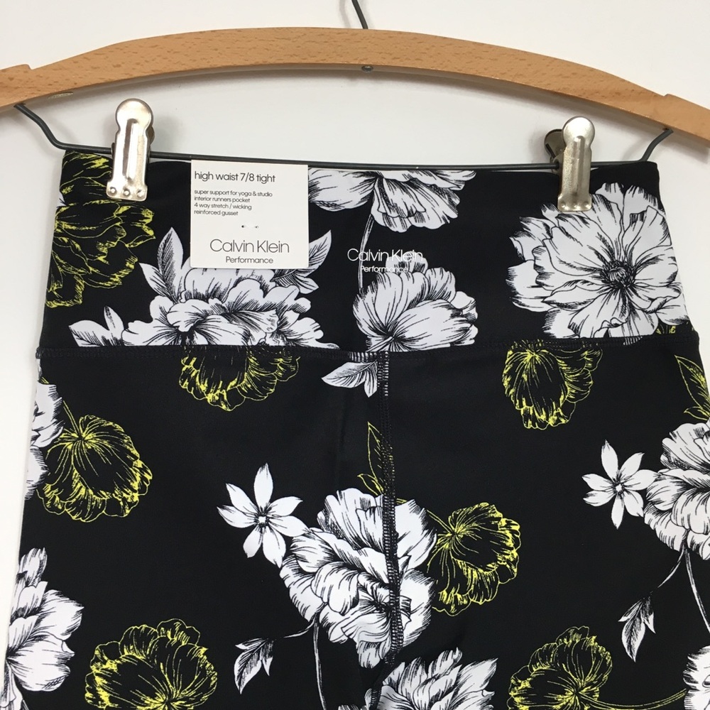 Calvin Klein Performance Wear printed leggings - Picture 4 of 4